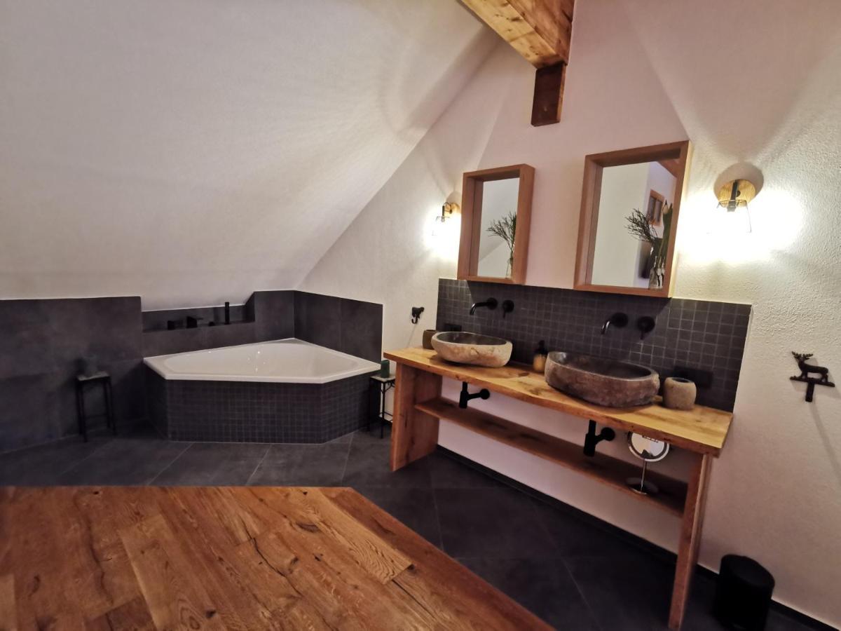 Alte Baeckerei Appartement Bescheid Buitenkant foto