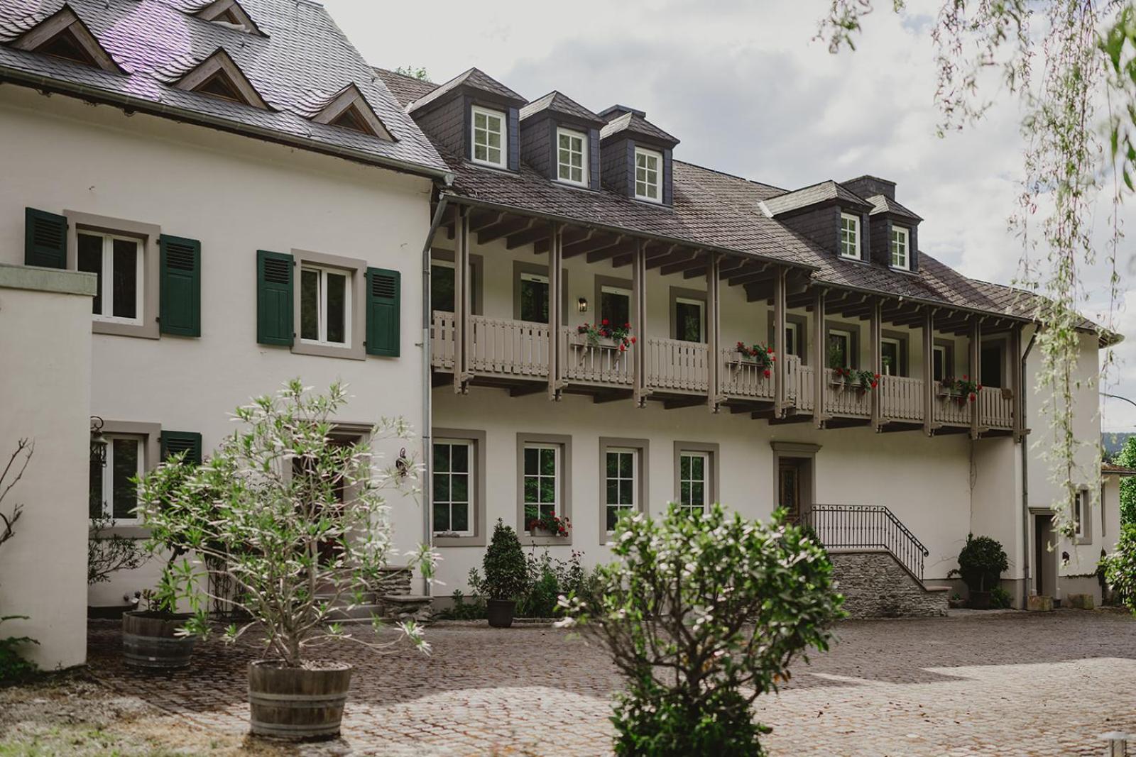 Alte Baeckerei Appartement Bescheid Buitenkant foto